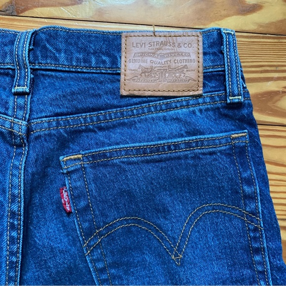 Levi’s Wedgie Straight dark wash jeans - Picture 5 of 11